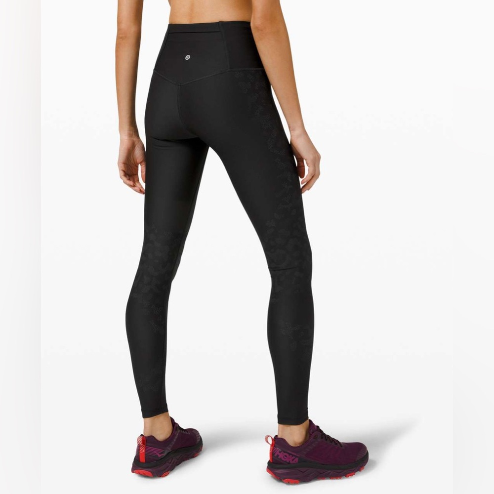 NWOT Lululemon Mapped Out High Rise Tight 28" leggings Camo Black size 4